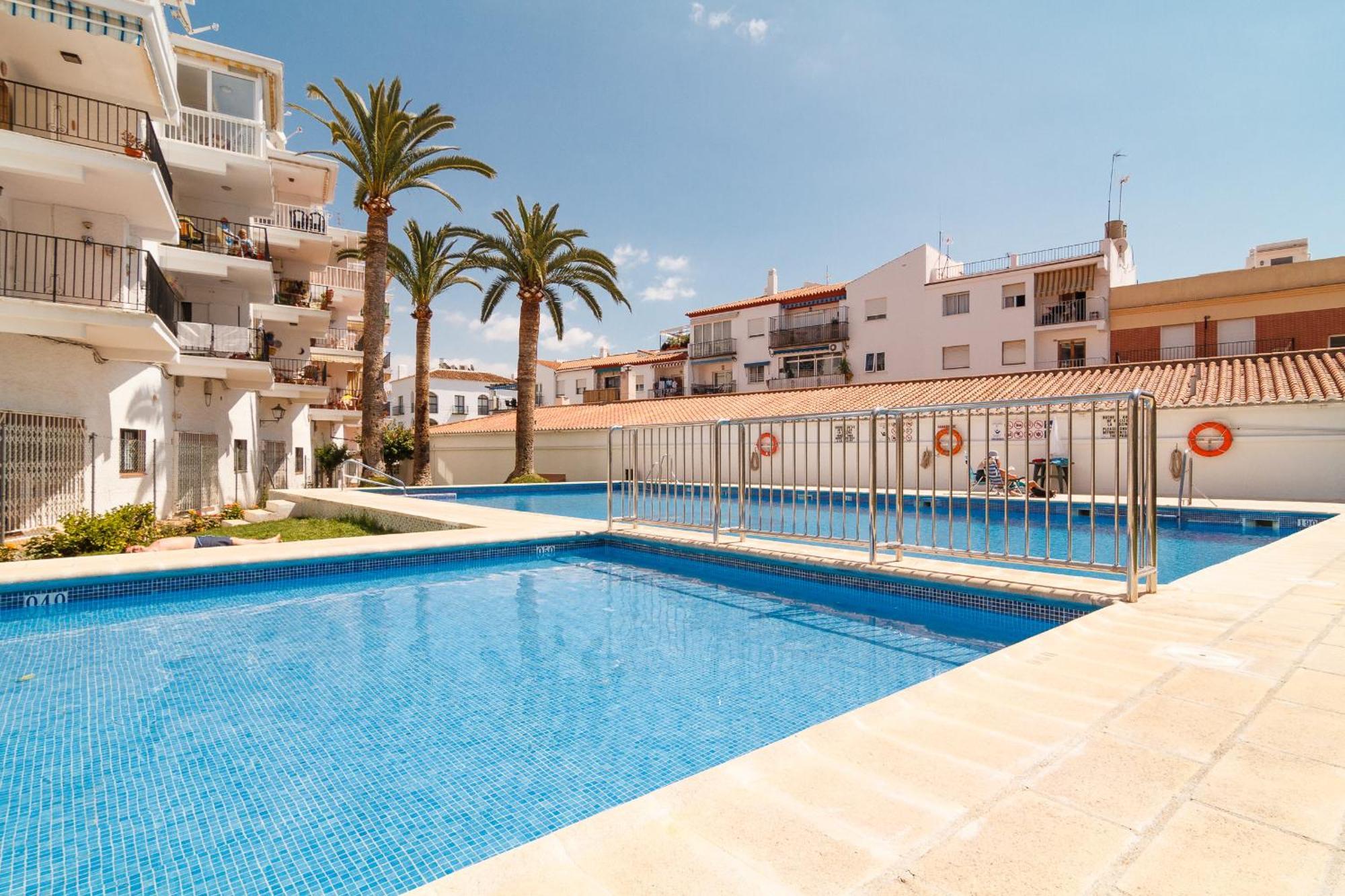 Coronado 148 Apartments Casasol Нерха Екстериор снимка